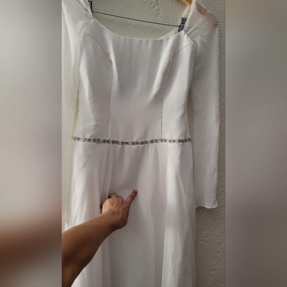 Jim Hjelm Visions Wedding Dress Size 2 Style 4101 Chiffon And Satin - Picture 6 of 16